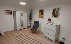 Calm, Artistic Apartment 9Th Distric Central City