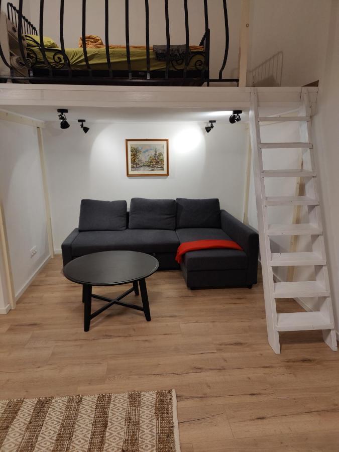 Calm, Artistic Apartment 9Th Distric Central City Budapest Esterno foto